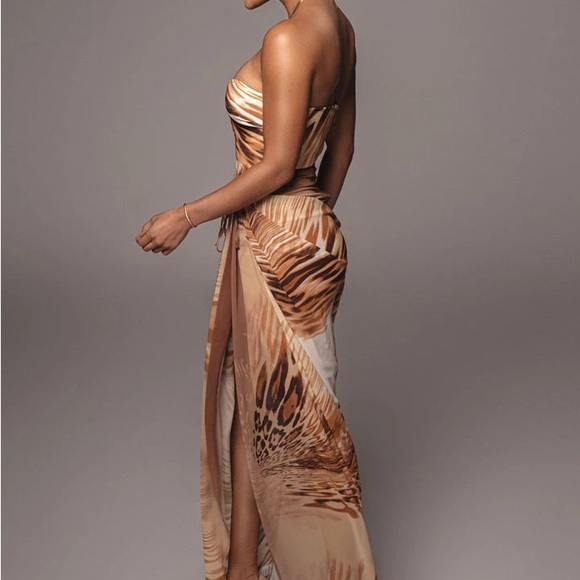 Animal Print 2 Piece Set - Picture 2 of 10